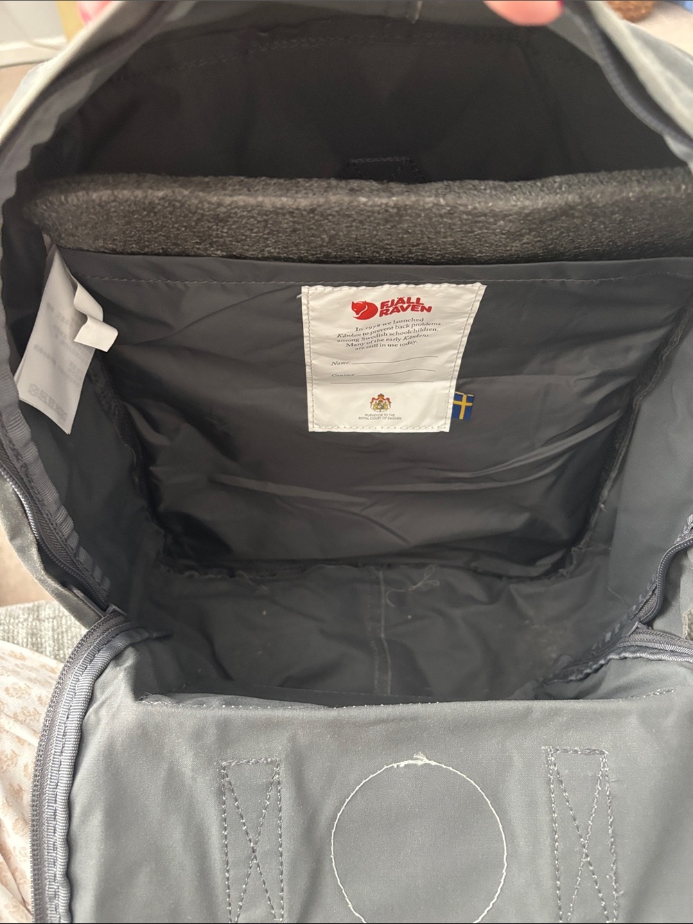 Kånken Classic Backpack - grey - Picture 6 of 7